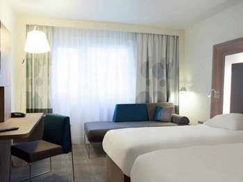 Hotel Novotel Paris Saint Denis Stade Basilique