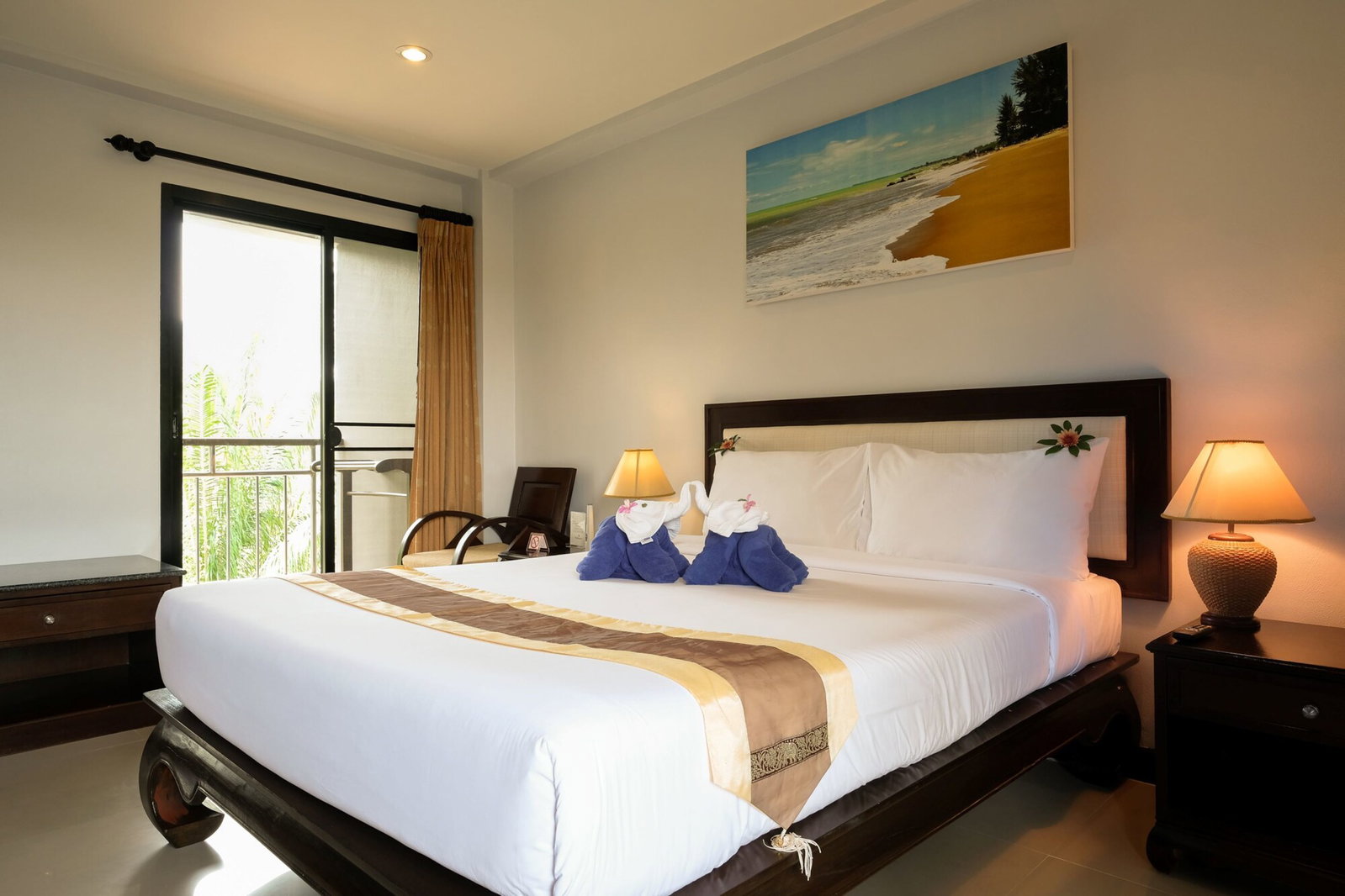 Hotel Golden Place (Sha)