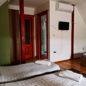 Hotel Villamerica cazare Miskolc