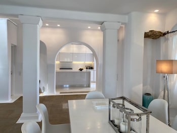 Villa Alessandra Near Ornos Beach