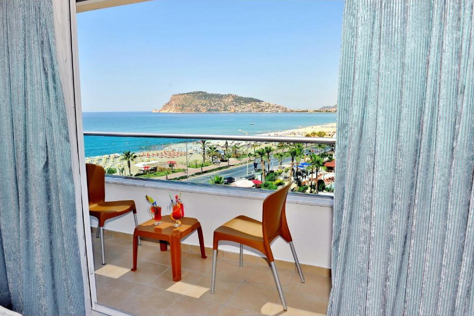 Mesut Hotel