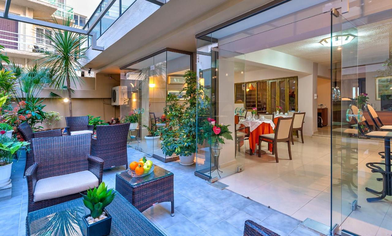 dal travel Leonidas Apartments
