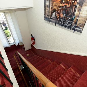 Hotel Base Lausanne cazare Lausanne