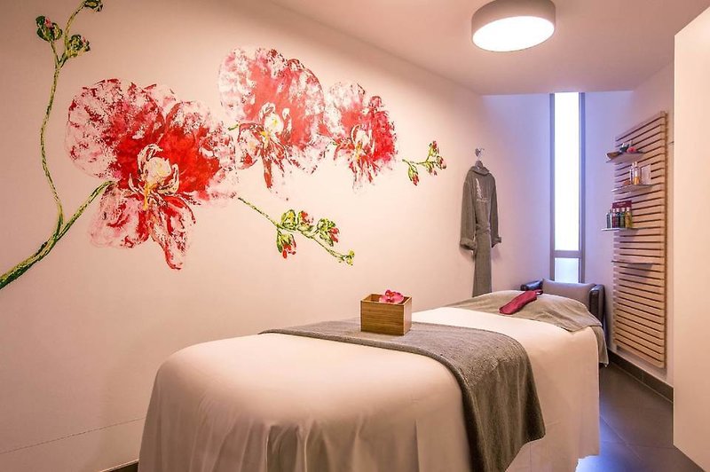 Royal Antibes Hotel, Residence, Beach & Spa