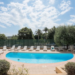 Hotel Pierre And Vacances Residence La Rostagne cazare Antibes