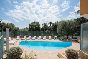 Hotel Pierre And Vacances Residence La Rostagne cazare Antibes