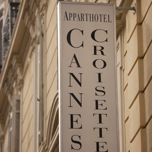 Hotel Cannes Croisette Prestige cazare Cannes