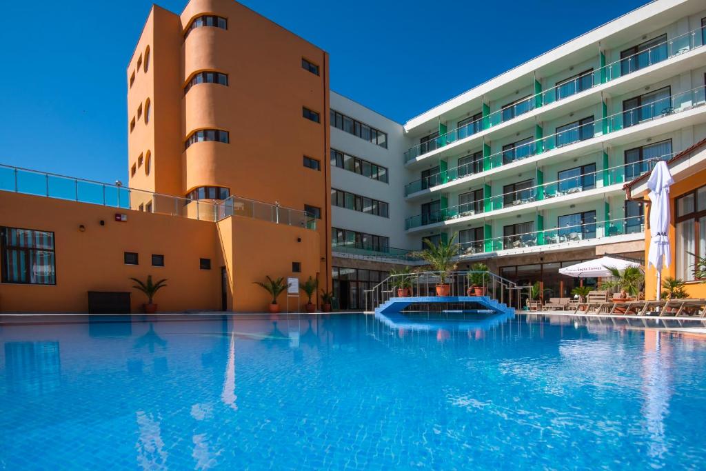 Hotel Hotel Saturn