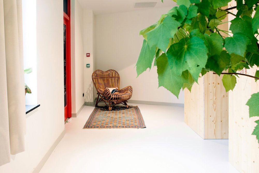 Hotel The Green Elephant Hostel & Spa