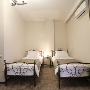 Hotel Hotel Golden Nugget cazare Tibilisi