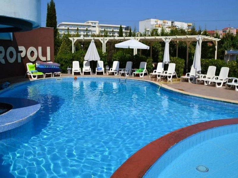 Akropoli Hotel (Golem)