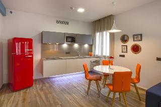 Gran Marina Suites