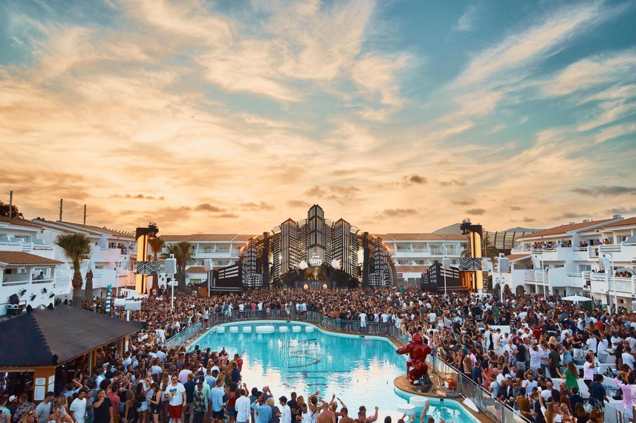 Ushuaia Ibiza Beach Hotel