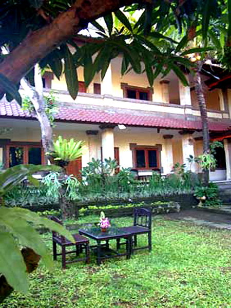 Hotel Legian Village Hotel