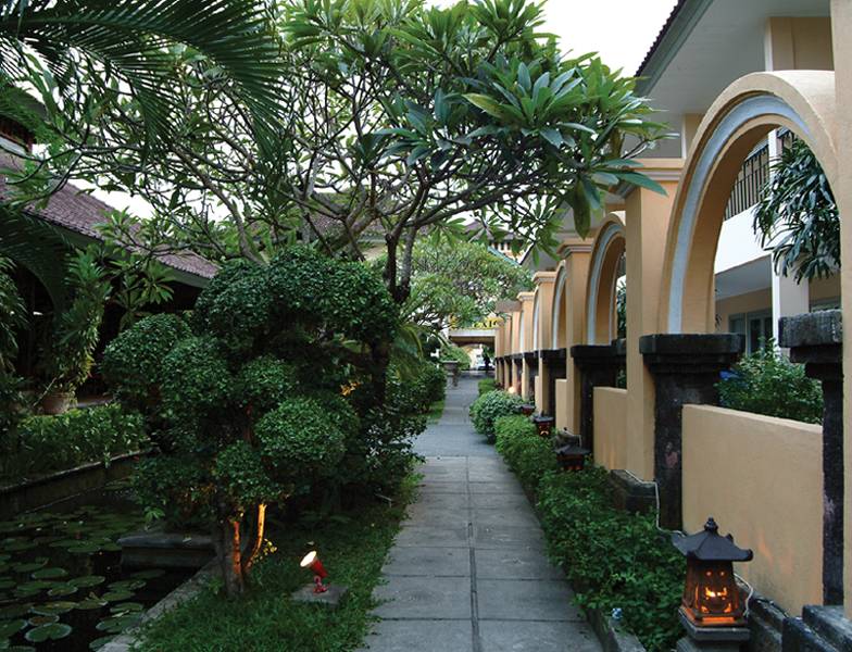 Hotel Legian Paradiso Hotel
