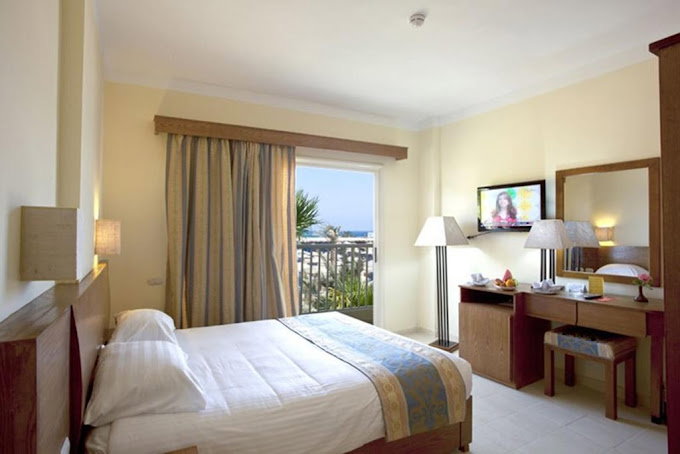 dal travel EMPIRE HOTEL AQUA PARK