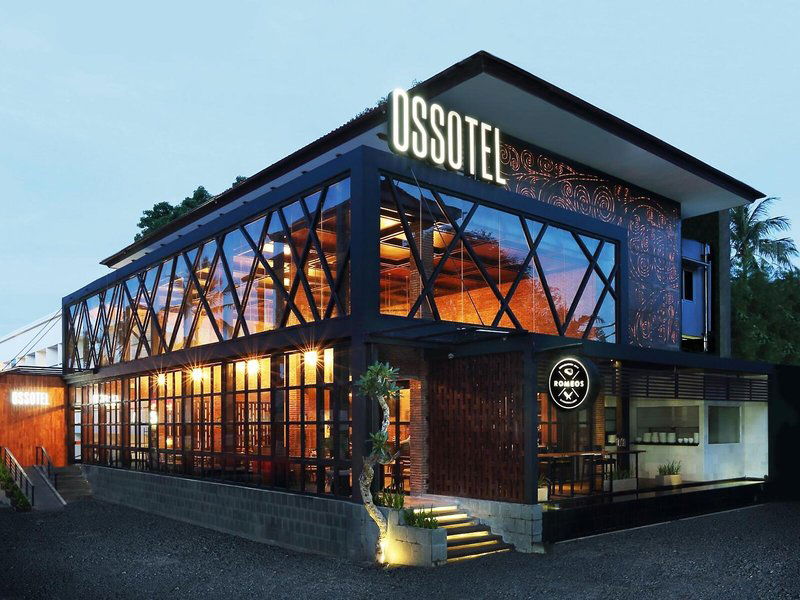 Hotel Ossotel Legian