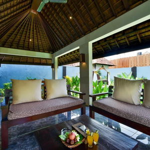 Hotel The Khayangan Dreams Villa Umalas cazare Kerobokan