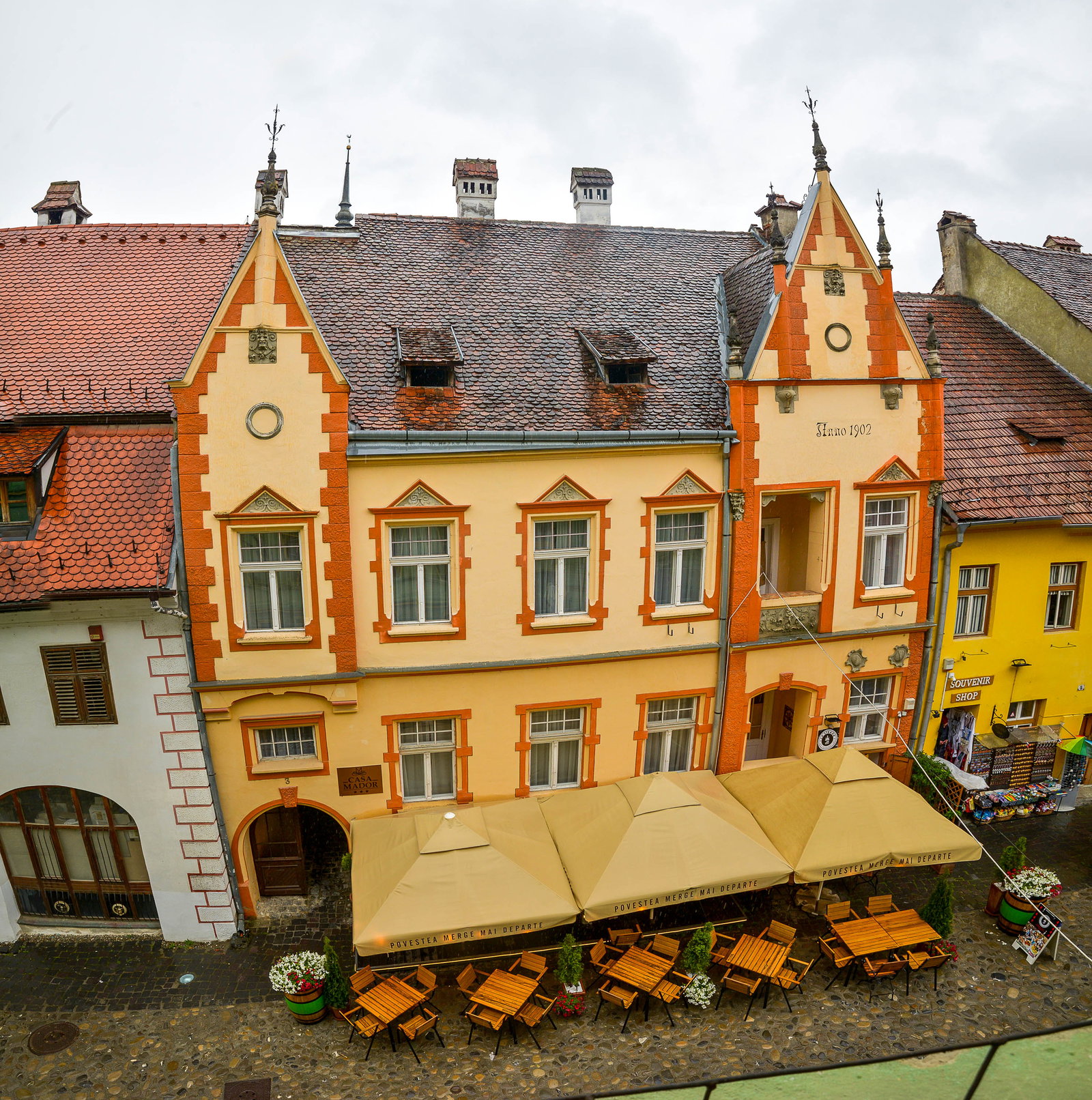 An Der Holztreppe