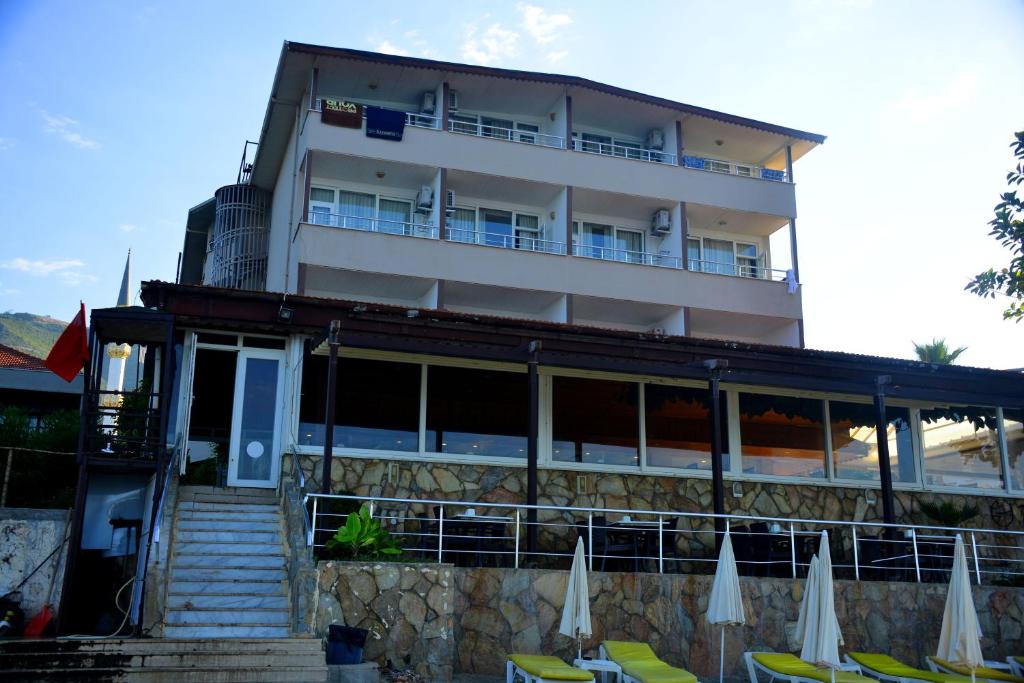 Hotel Muz Hotel