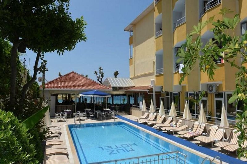 dal travel Muz Hotel