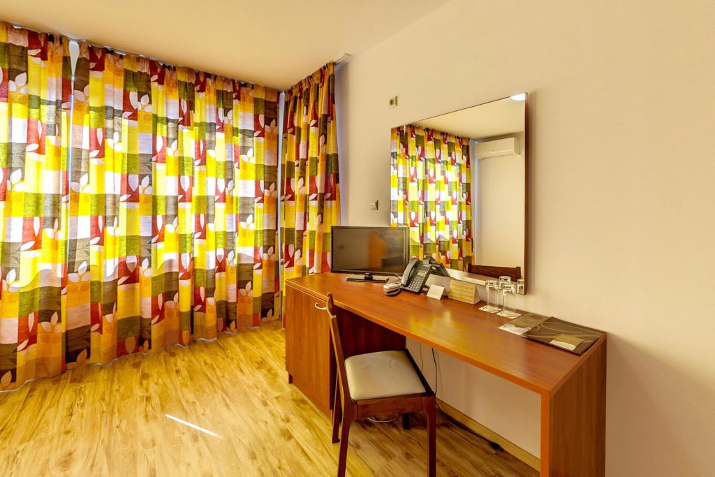 Hotel Festa Gardenia Hills
