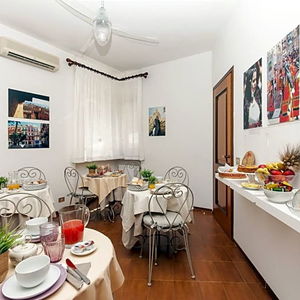 Hotel La Tuia E Il Tasso Bed & Breakfast cazare Cagliari