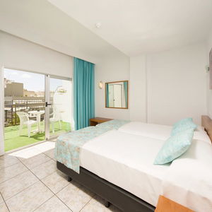 Sejur Hotel Tropical vacanta Ibiza Town