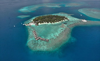 Hotel Nika Island Resort