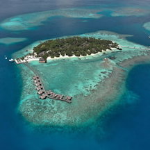Hotel Nika Island Resort cazare Kudafolhudhoo Island