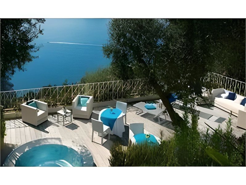 Relais Blu