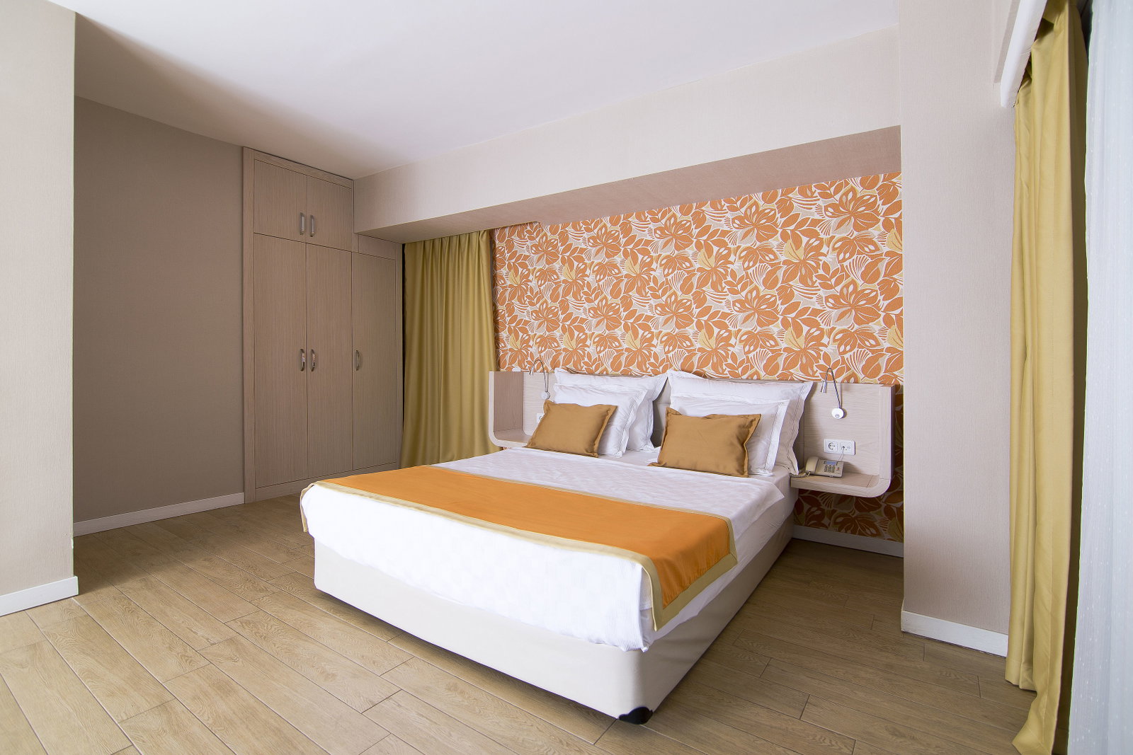 Mirage World Hotel