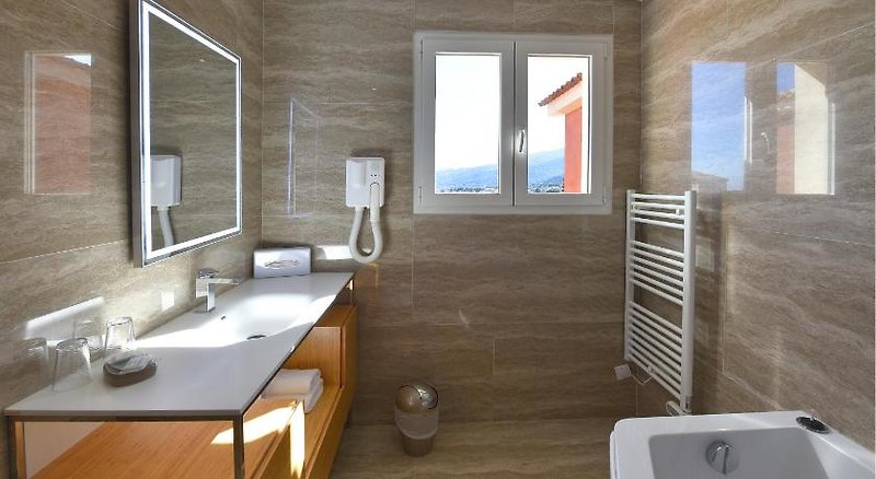 Castellu Rossu Hotel