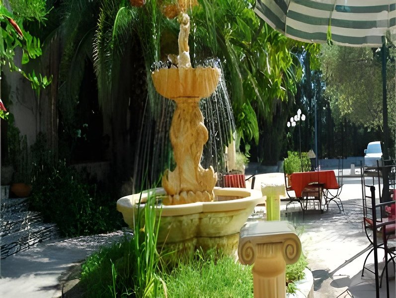 Castellu Rossu Hotel