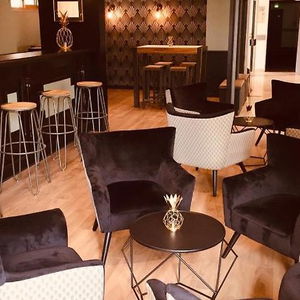 Sejur Hôtel Le Cardinal vacanta Rueil-Malmaison