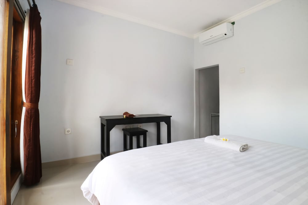 The Wina Echo Beach Guest House