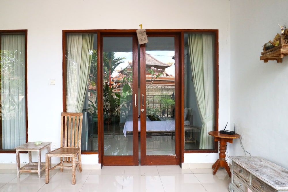 The Wina Echo Beach Guest House