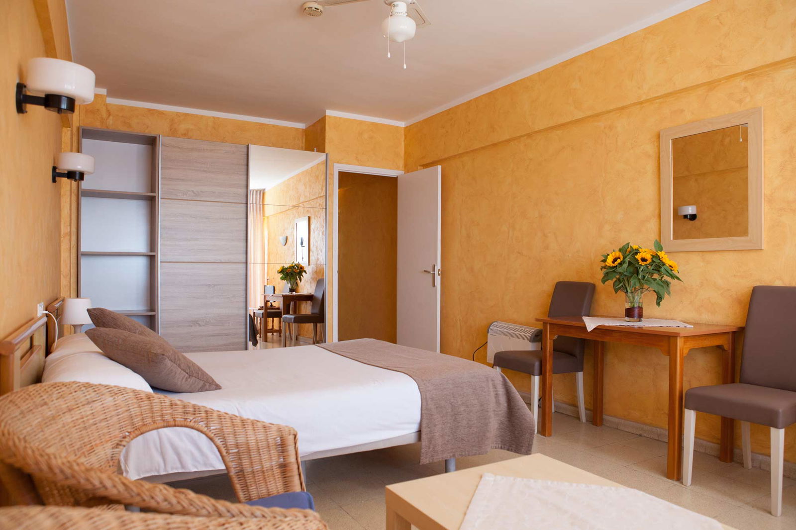 Hotel Mirador Apartmentos