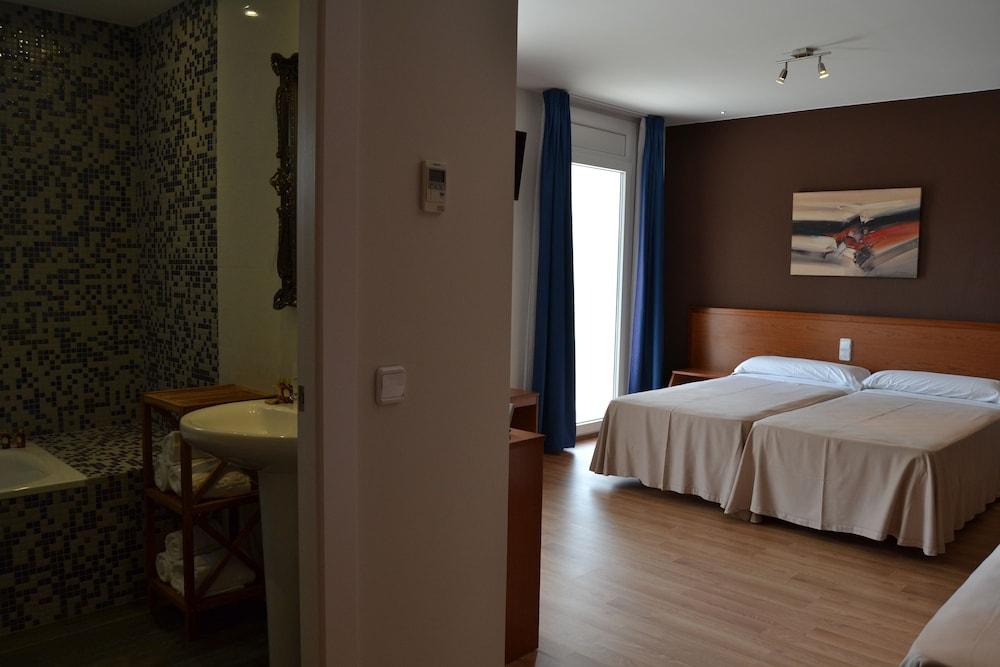 Hotel Marina Tossa