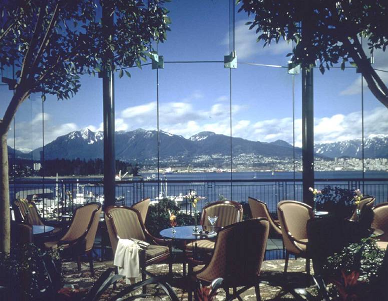 Hotel Pinnacle Hotel Vancouver Harbourfront