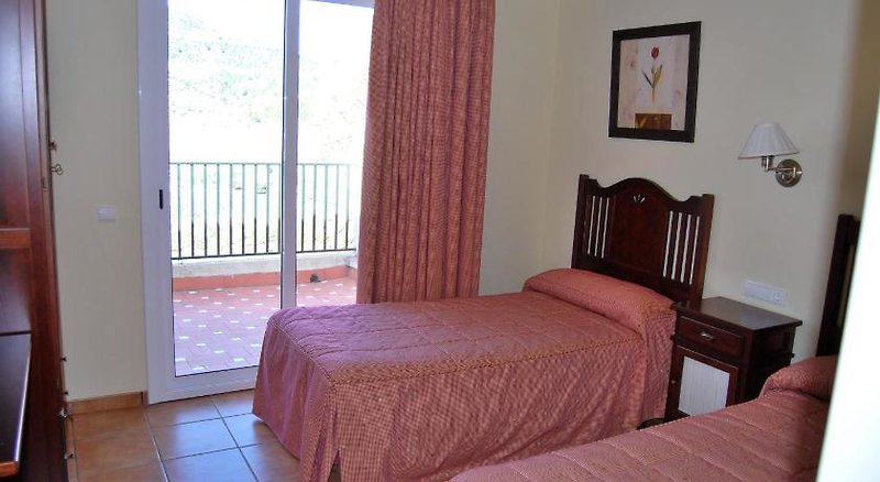 Hotel Piedra Del Mediodia