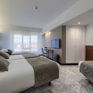 Hotel Avenida cazare San Sebastian