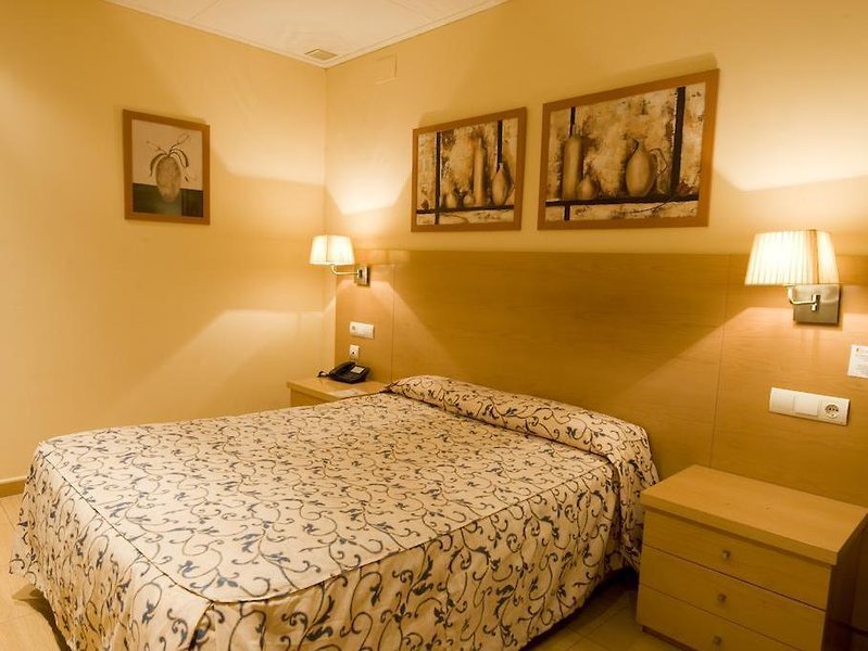 Hotel Hotel Ciutat De Sant Adria