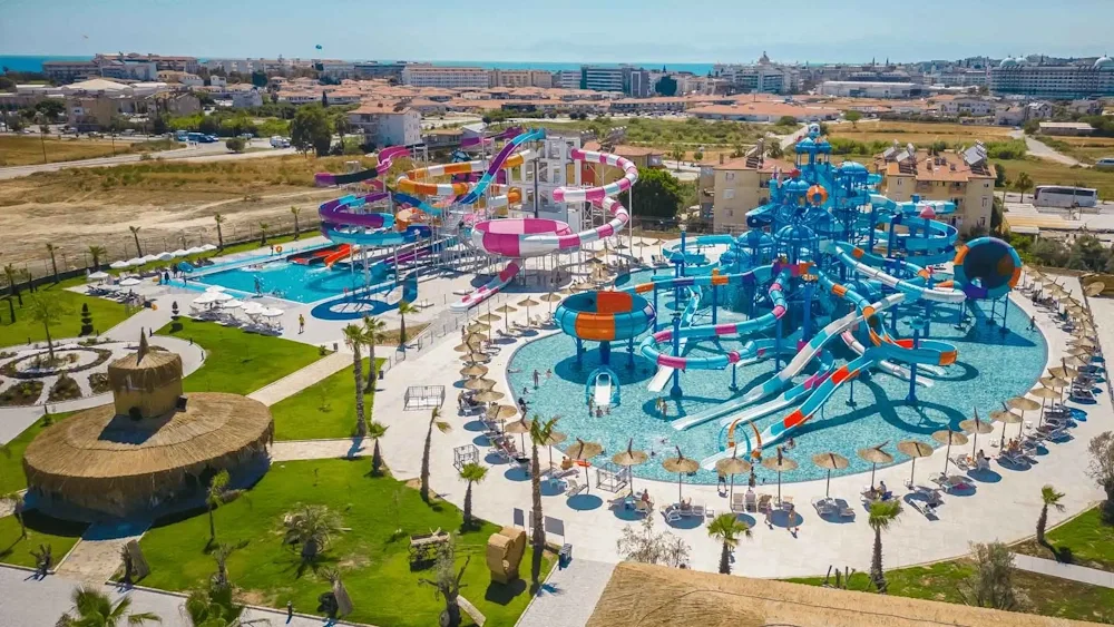 Dream World Water