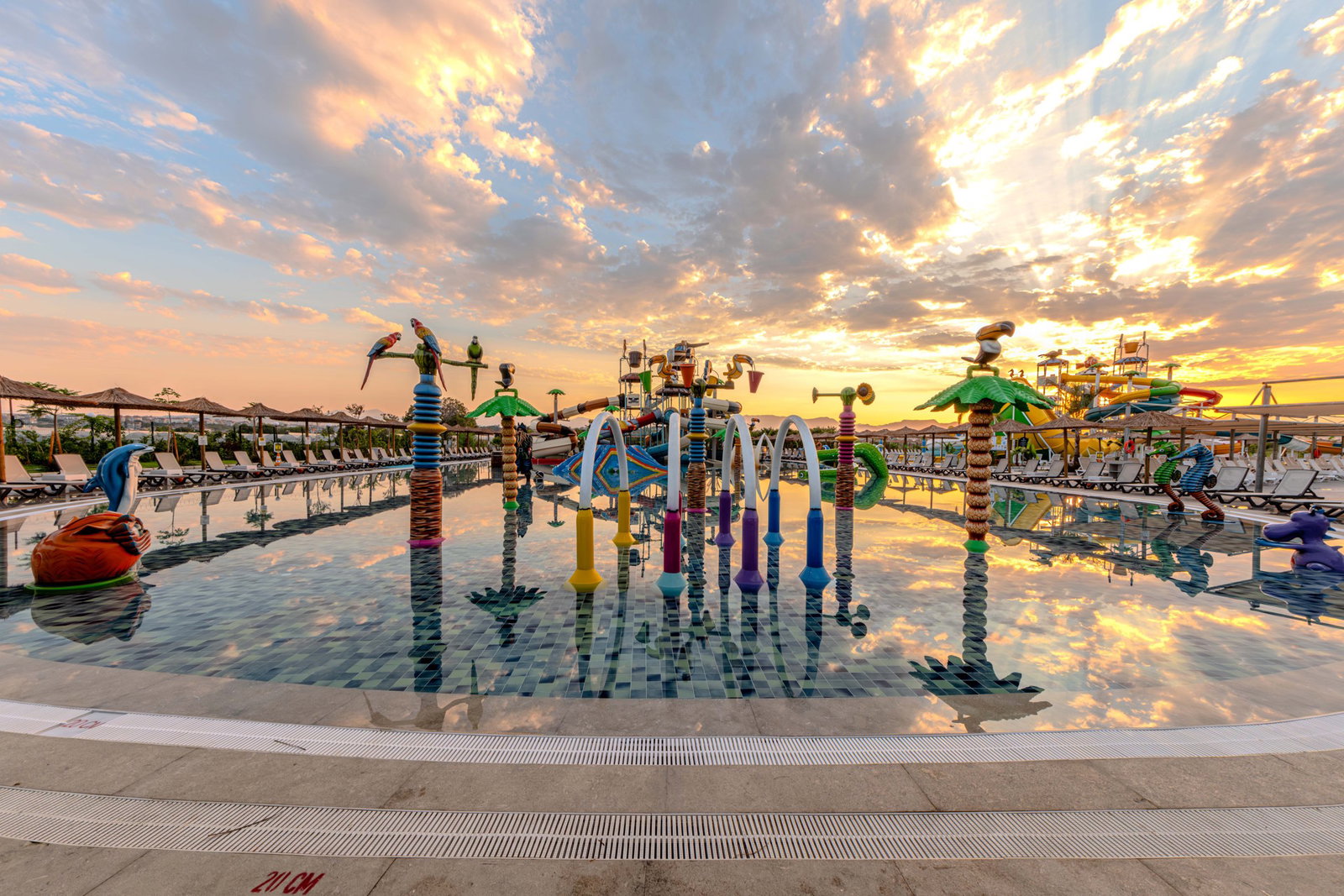 dal travel Dream Fun World