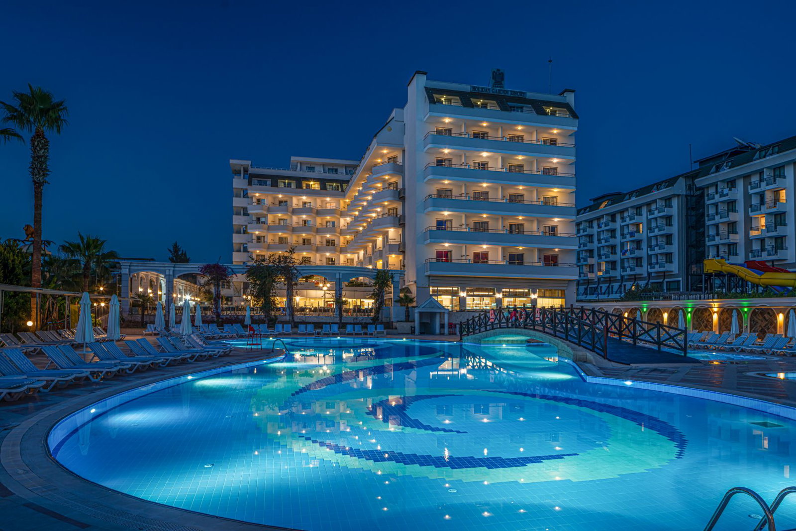 dal travel Holiday Garden Resort