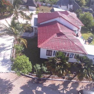 Sejur Nest Style Beach Zanzibar vacanta Makunduchi