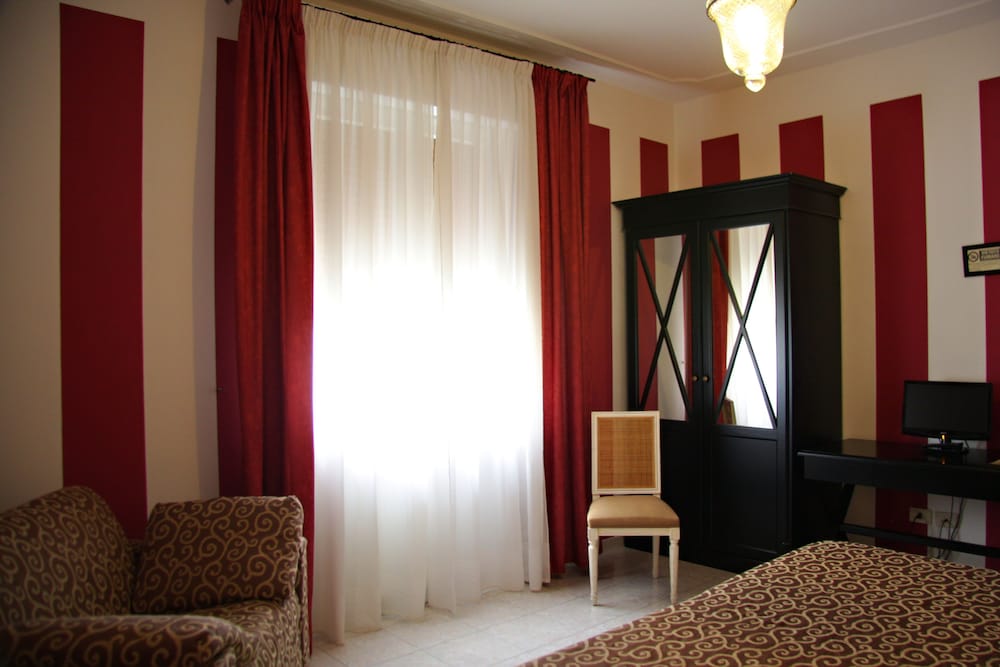Hotel Alex Hotel