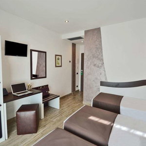 Sejur Hotel Luxor Florence vacanta Florenta