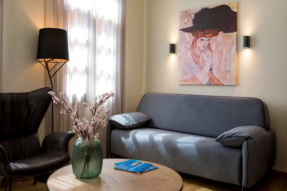 Elg Contessa Boutique Hotel